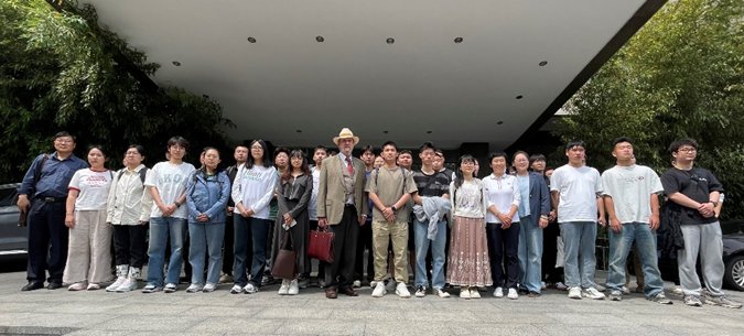 研讨会特邀美国地质调查局权威地震学家